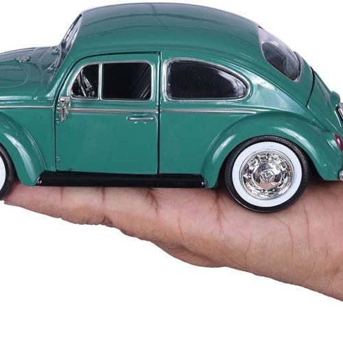 Motormax 1966 VW Beetle Diecast Car Model